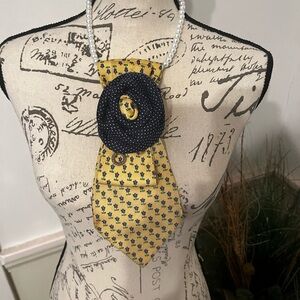 Tommy Hilfiger Yellow and Blue NeckTie Necklace